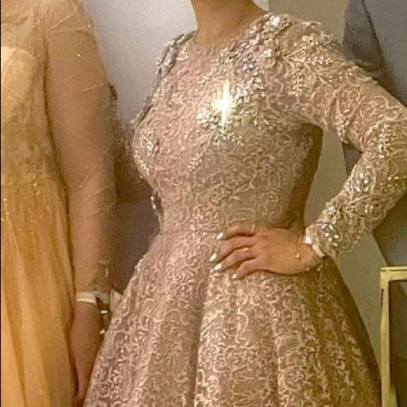 Macduggal Gown size 6 - Picture 7 of 10